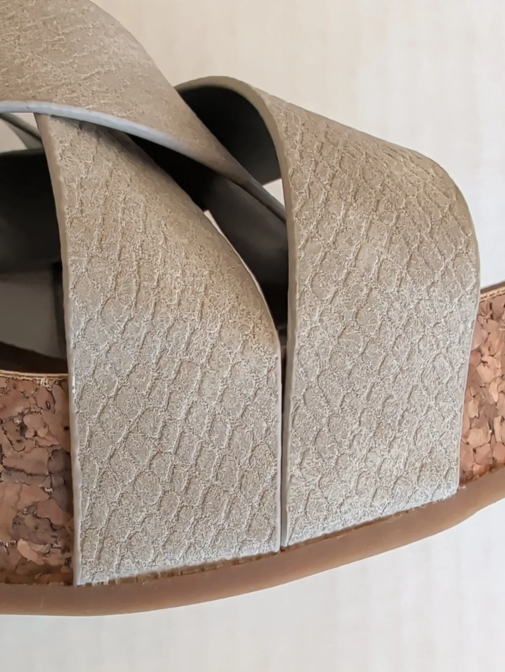 Blowfish Malibu 4Earth Hot Sun Strappy Wedge Sandals 11 Taupe Grey - DEFECT